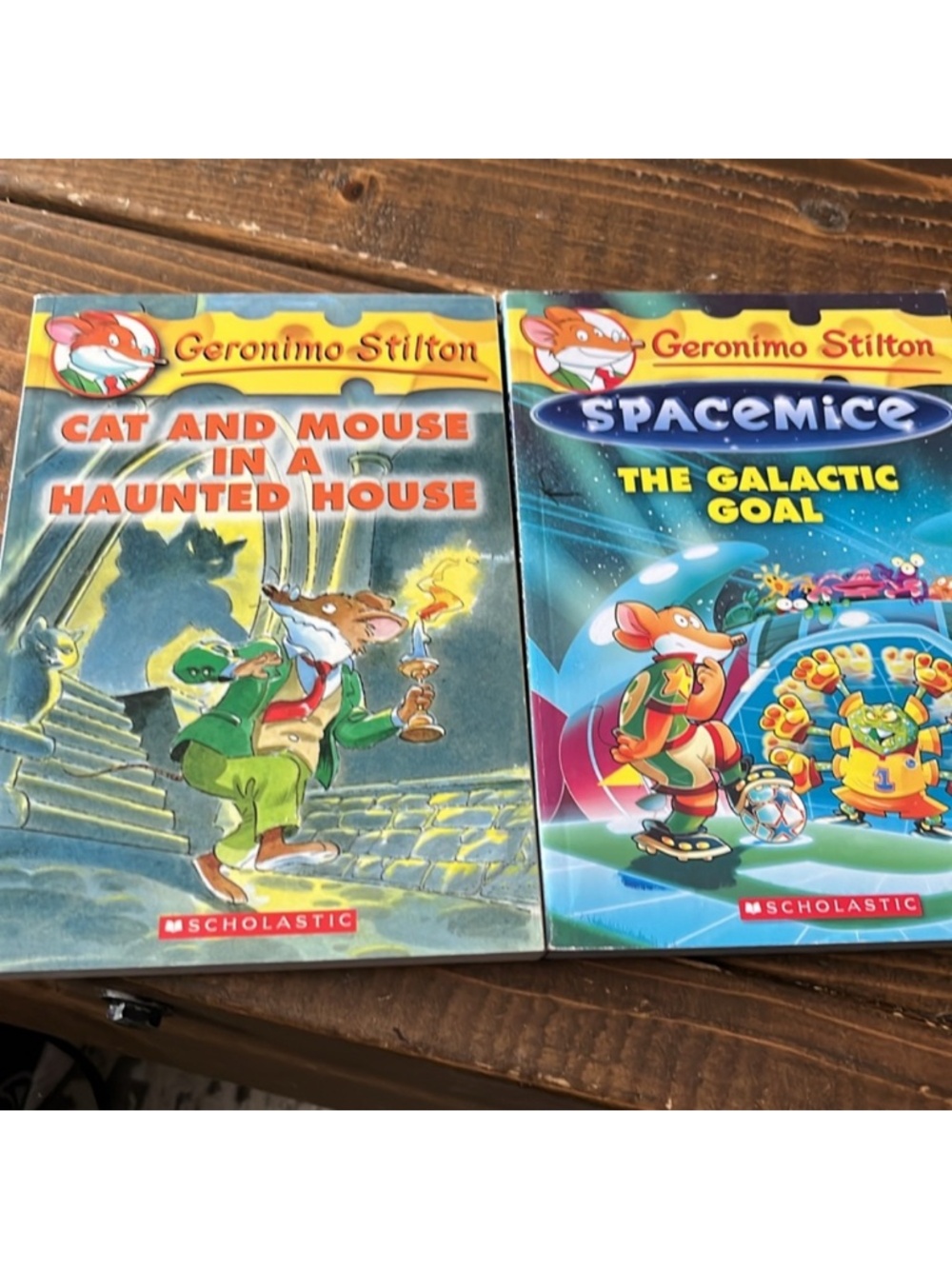 Kids Book Bundle - Picture 2 of 5